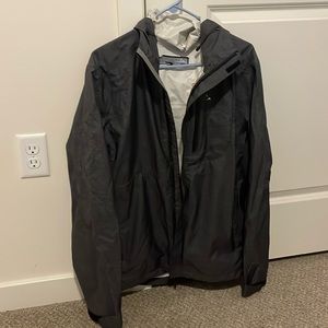 Windbreaker/raincoat, lightly worn, loose fit